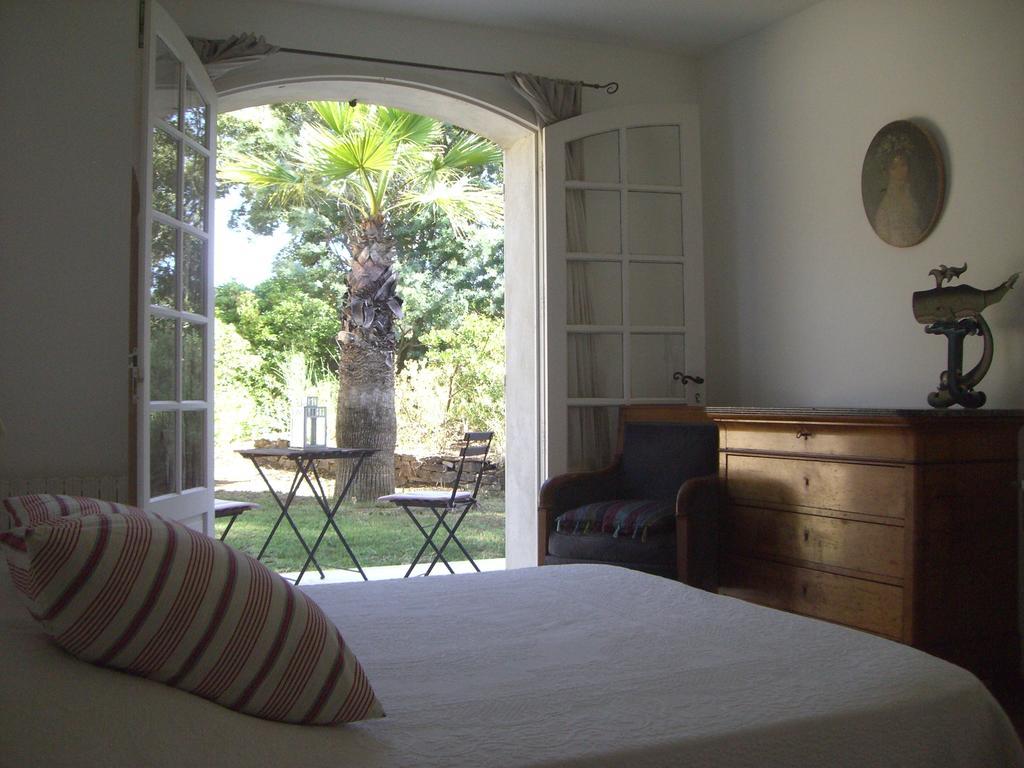 Le Mas De Notre-Dame Bed & Breakfast La Londe-les-Maures Bilik gambar